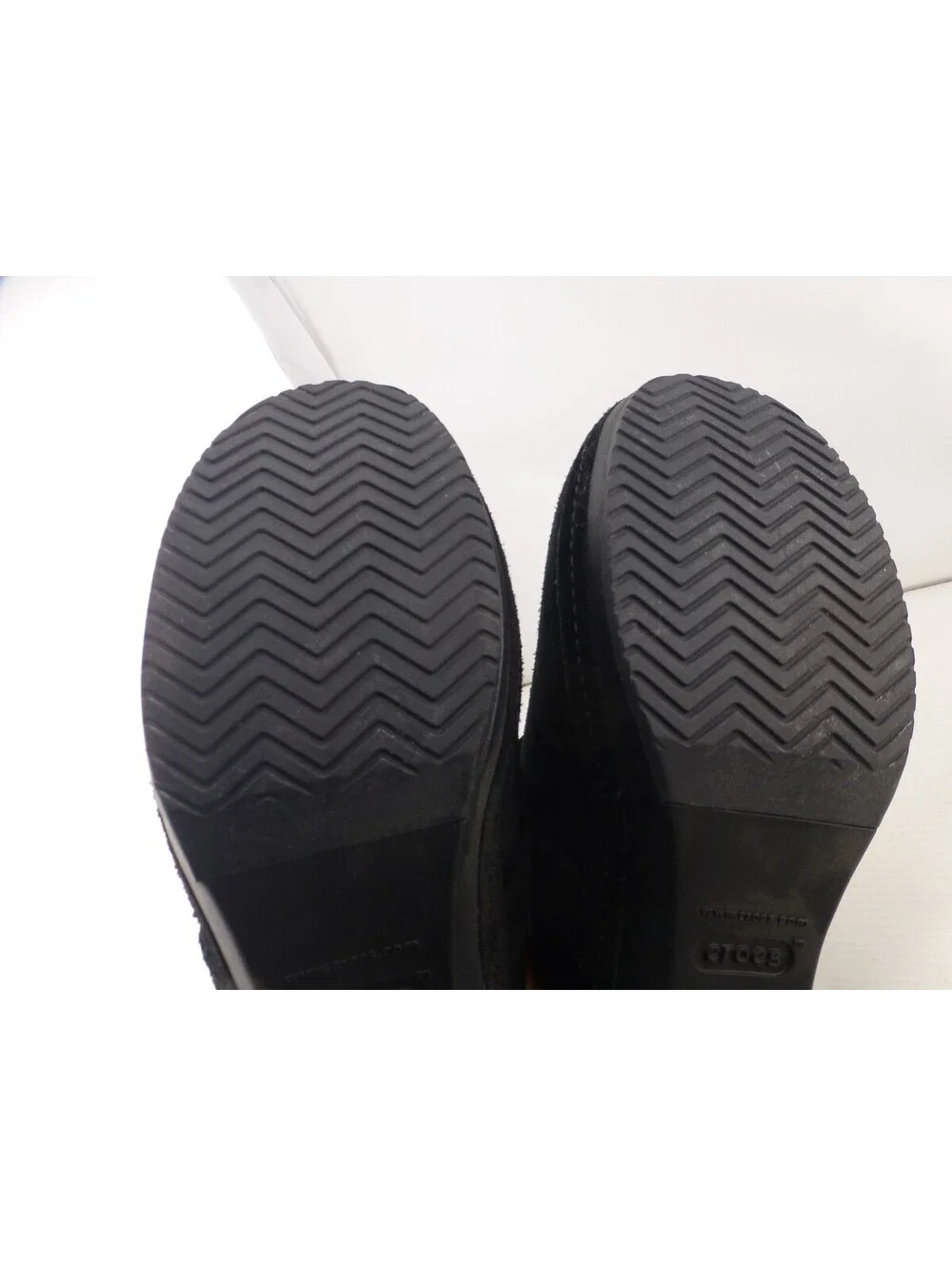 Crocs Triple Comfort Black Suede Clogs Women's Size 7 Slip On Block Heel M13